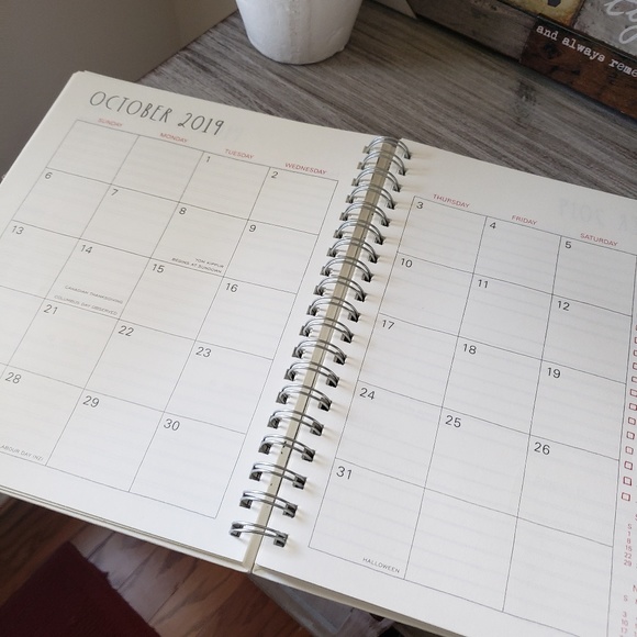 6 Options Left of Planner Calendars in my closet! - Picture 4 of 8